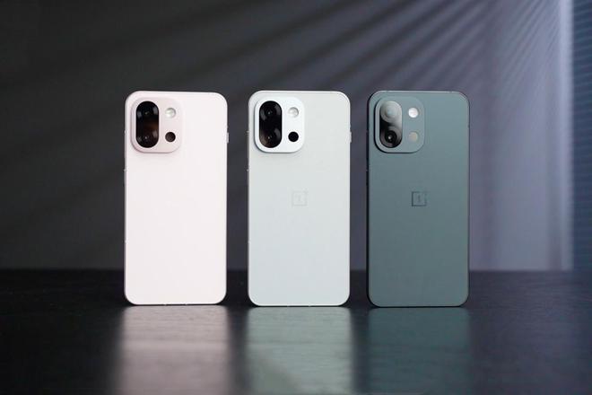 一加15T再次被确认：15K小直屏+金属中框+超声波指纹明年发布(图4)