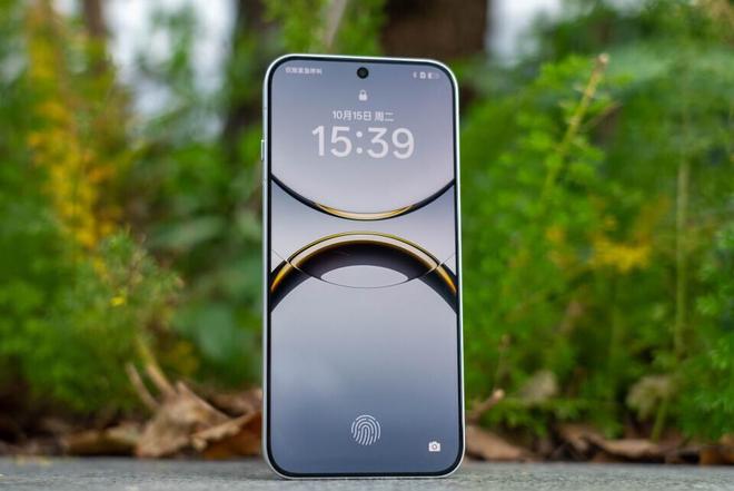 OPPO Find X9 Pro影像大揭秘:LYT828+长焦微距光谱镜头也来了(图1)